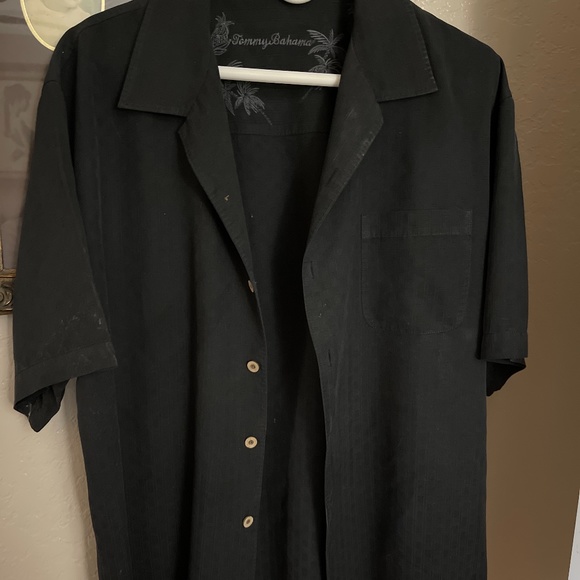 Tommy Bahama button down shirt - Picture 1 of 1